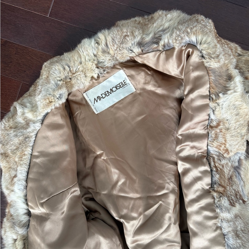 100% Rabbit Fur Coat - Picture 4 of 7